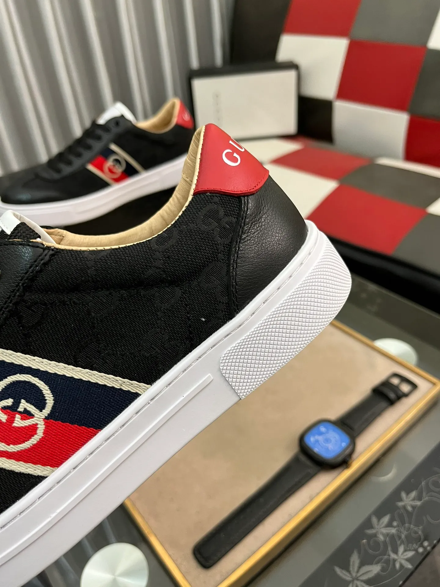 Men's shoes 💰400⌚️⌚️《Gucci*》The latest hot-selling casual shoes, top brand [seduce] luxury~purchase, top~quality. [Strong] The upper is made of imported breathable mesh with material ➕ breathable sports lining (•) and fine workmanship. Original personalized fashionable soft rubber wear-resistant outsole, size: 38-443⃣️colors available